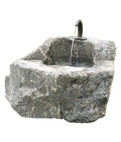 Rottenecker Granit-Trog Mit Wasserauslauf