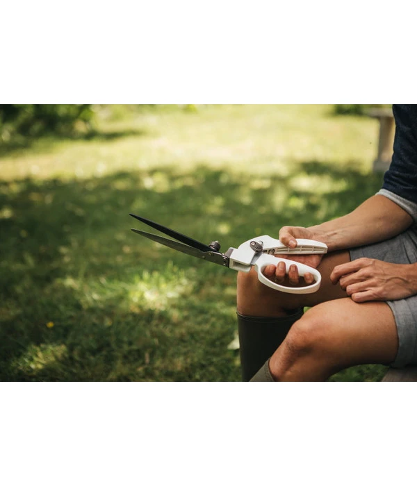 Fiskars Rasenkantenschere Light GS41 4 Fiskars Rasenkantenschere Light GS41 – Bild 2