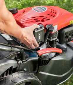 AL-KO Benzinrasenmäher 46.0 SPI-A Comfort 9 AL-KO Benzinrasenmäher 46.0 SPI-A Comfort -Gartenbedarf Angebote 6942874 WE DE 001 RasenmaeherSPIAComfort